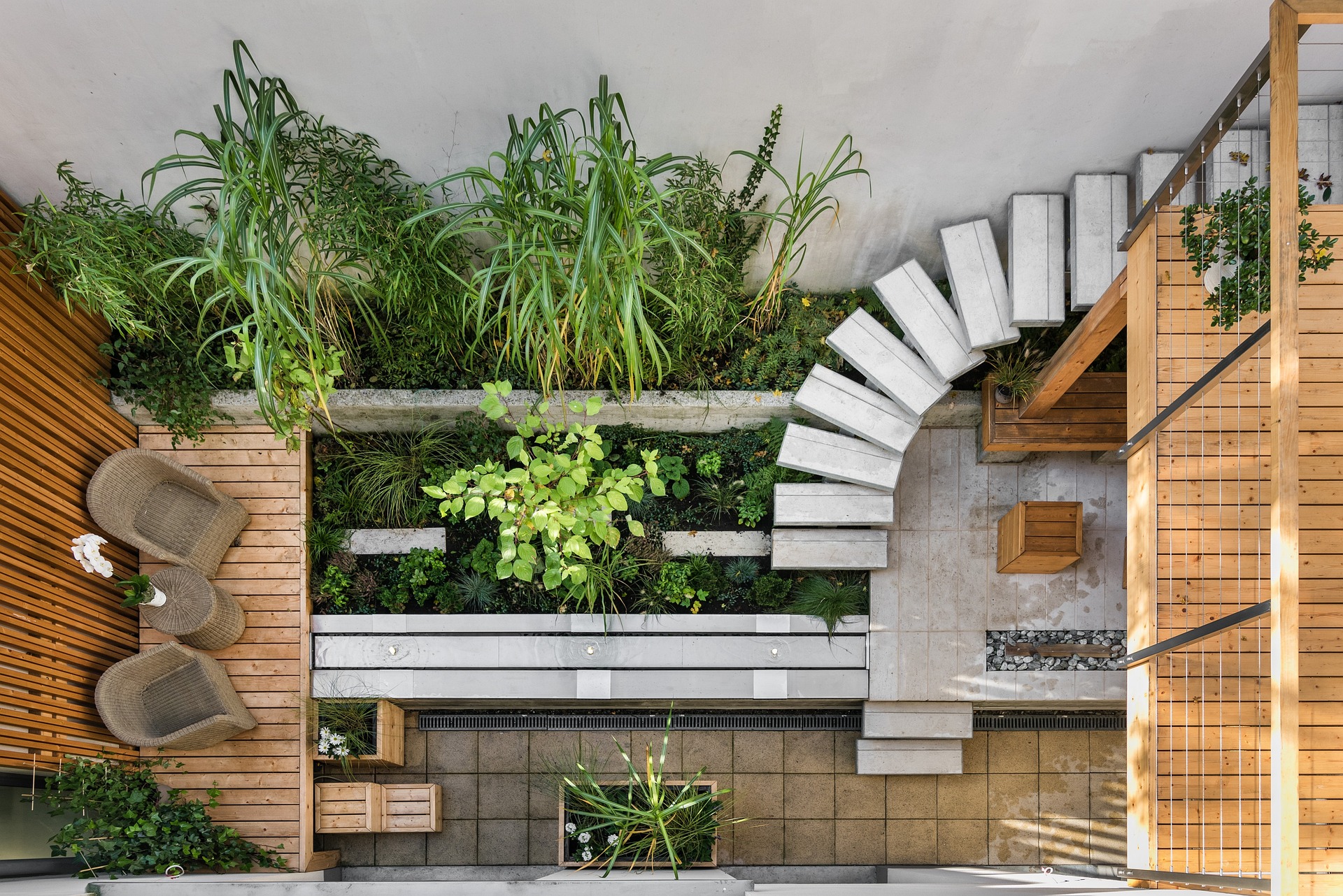 Stedelijk tuinontwerp: Ideeën om uw ruimte van een kleine tuin optimaal te benutten